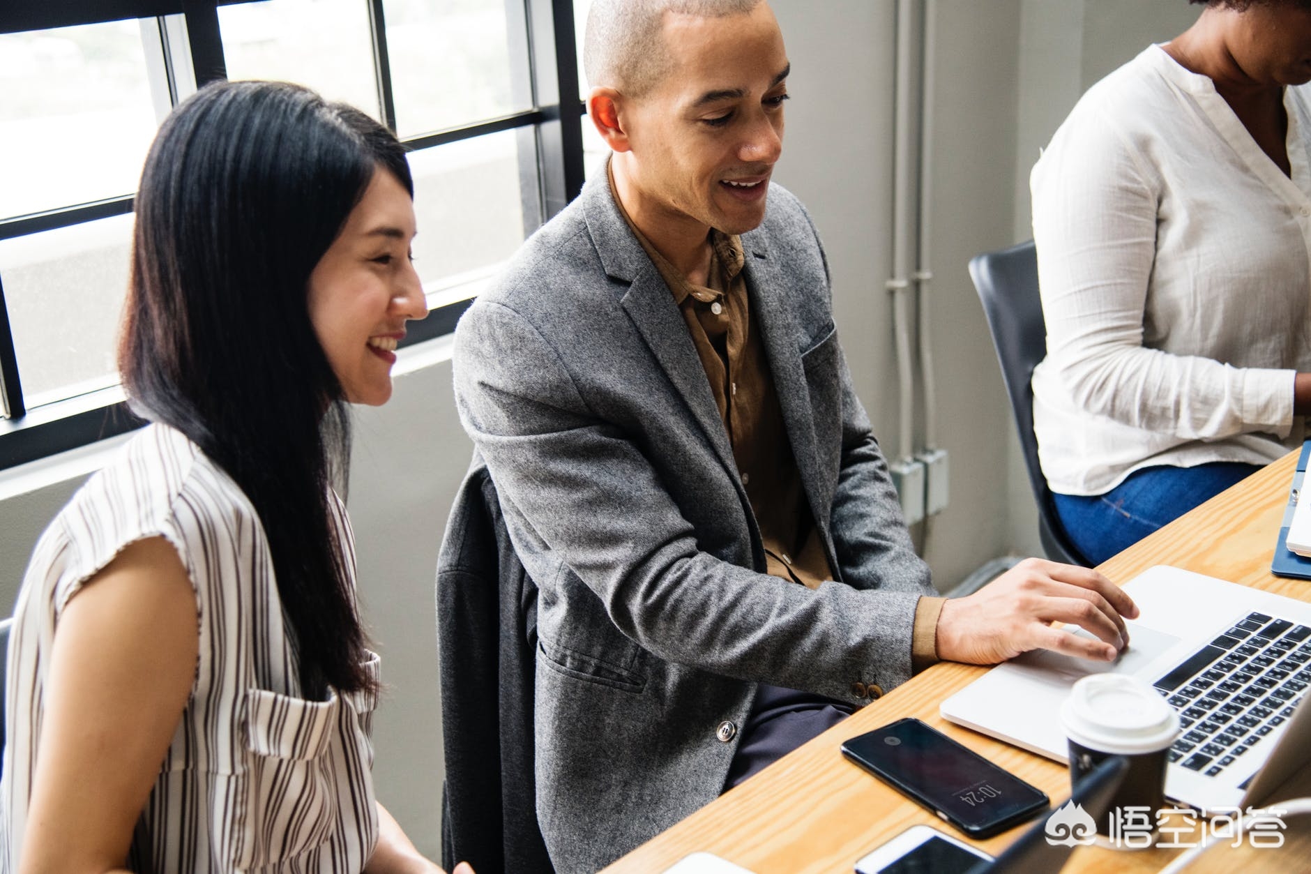 如何让网站转化率暴涨 50%?按钮设计的 5 个心理学技巧 如何让网站转化率暴涨 50%?按钮设计的 5 个心理学技巧