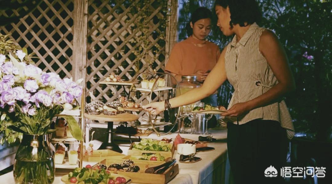 零基础如何接单？个人设计师的第 1 个网站项目全流程